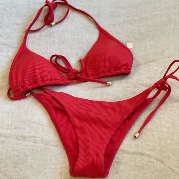 Red string Bikini Set - Picture 3 of 4